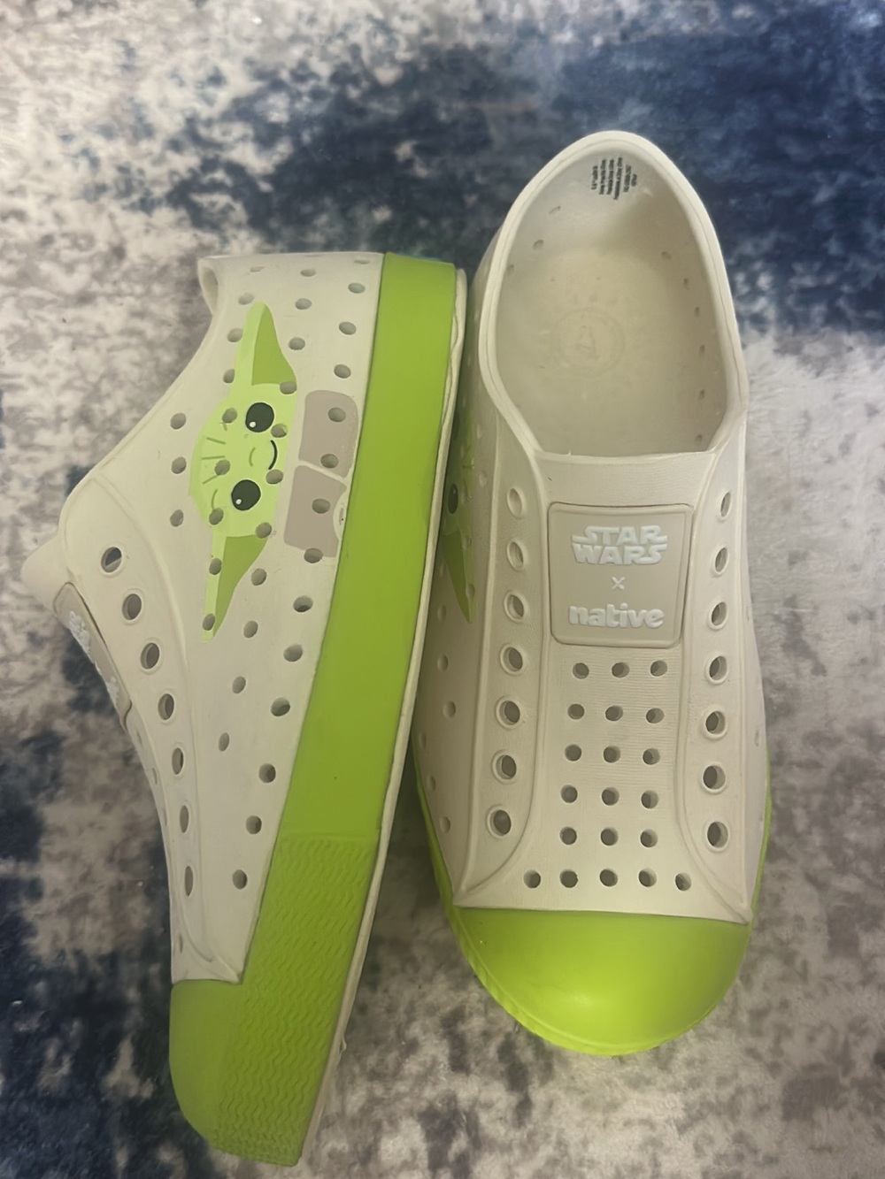 Native Kids Star Wars Baby Yoda size 12